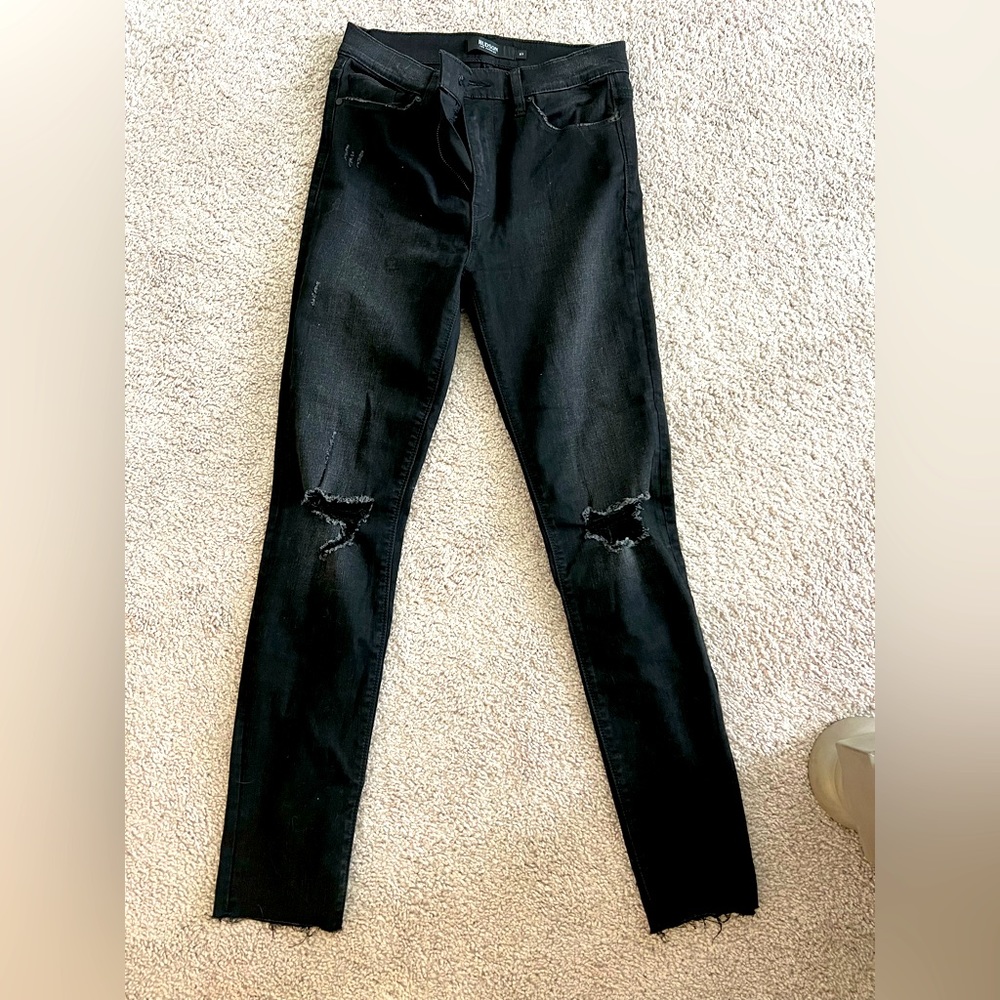 HUDSON distressed ankle jeans